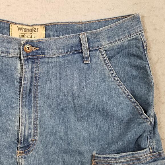 Wrangler Authentics Shorts Mens 38 Blue Denim Cargo Stretch Utility Pockets - Picture 3 of 15